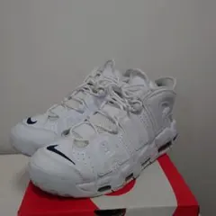NIKE MORE UPTEMPO　ホワイト、ネイビー　27.5㎝