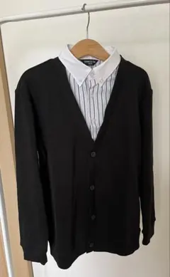 コムサイズム　黒のカーディガン ボタンダウンシャツ付き