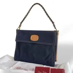 Item thumbnail for item 67366620-f934-4ccf-8990-744a59004252