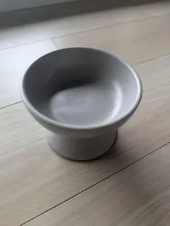 【磁器フードボール】グレー　犬猫用　餌皿　エサ用のサムネイル