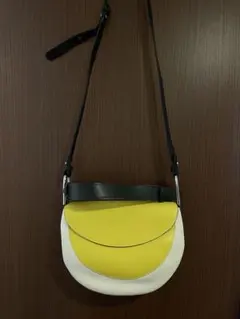 GIANNI CHIARINI ハーフムーンショルダーバッグ