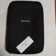 新品未使用　CECIL McBEE ポーチ /　タブレット収納ケース 黒