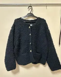 お値下げしました⭐︎ゴールド調ボタンループ編みニットカーデ