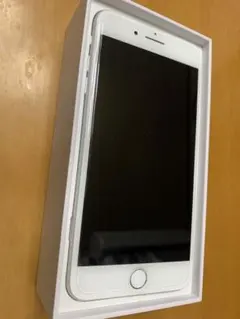 ■iPhone 8 plus 64GB Silver SIMフリー　背面割れ