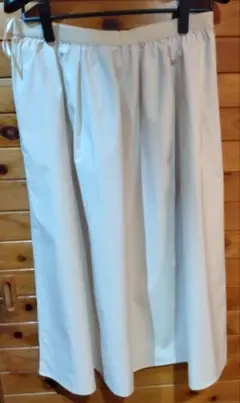 未使用 UNIQLO ボリュームロングスカート XXL