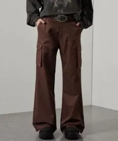 最安値タグ付【Alfred Alex】リベットセミフレアカーゴパンツ　ブラウンLのサムネイル
