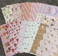 【新品、未使用】chuchu様 デザインペーパー、コラージュシート　計50枚 新品、未使用】chuchu様 デザインペーパー、コラージュシート 計50枚