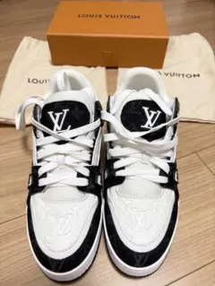 LOUIS VUITTON トレイナー スニーカー白黒　26.5cm 新品