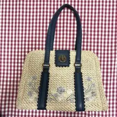 axes femme アクシーズ　かごバッグ ローズ刺繍 ベージュ/ネイビーのサムネイル