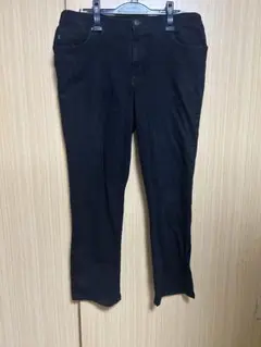 Lee リラックスフィット ストレートレッグ ブラック