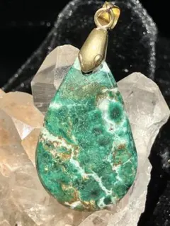 マラカイト オーストラリア産 ペンダントトップ 天然石 パワーストーン 緊張緩和