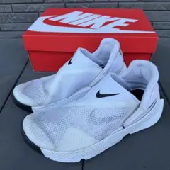 美品✨NIKE ゴーフライイーズスリッポン スニーカー ホワイト 23cm 
