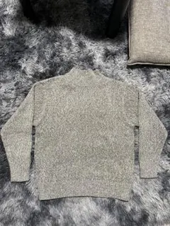 新品　訳あり　GUニット M
