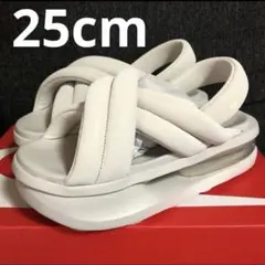 Nike WMNS Air Max Isla Sandal アイラ　ベージュ