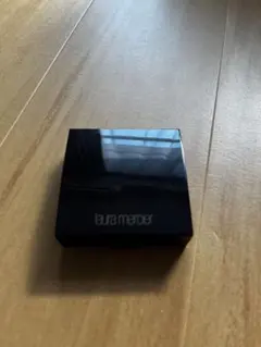 laura mercier ハイライトパウダーのサムネイル