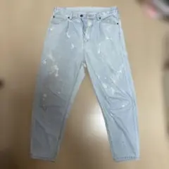 ペイント加工ストレートジーンズ　ダメージ