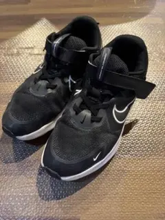 Nike ブラック スニーカー ベルクロ　22センチ