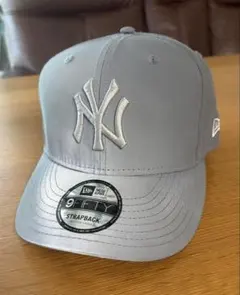 New Era 9FORTY Rhinestone グレーキャップ ヤンキース 9FORTY Rhinestone ラインストーン ニューヨーク・ヤンキース グレー