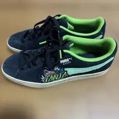 PUMA スエード ブラック/グリーン スニーカー