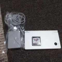 ニンテンドーDS ホワイト 本体 充電器付き