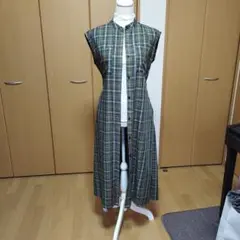 earth　後ろプリーツ　ワンピース　M