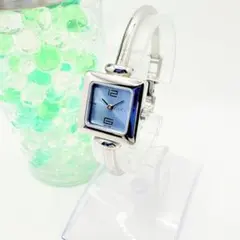 極美品 稼働 GUCCI グッチ 1900L スクエア バングル 腕時計 ブルー GUCCI 腕時計 バングルウォッチ クオーツ 1900L ブルー文字盤