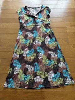 LAURA ASHLEY 葉柄プリント ワンピース サイズ7 11号ぐらい