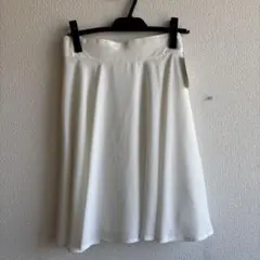 新品タグ付き　セシルマクビー　白スカート レディース　M　清楚