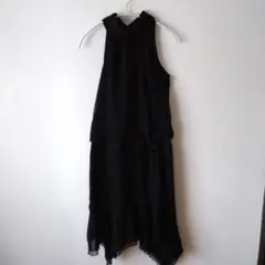 黒のハイネックノースリーブ ひざ丈パーティードレス ストール付きМサイズ