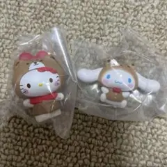 サンリオ　おともだちきぐるみフィギュア　ハローキティ　シナモロール