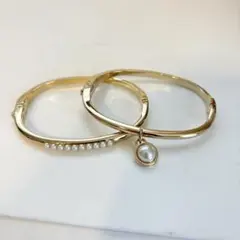 ゴールドバングルセット パール装飾付き