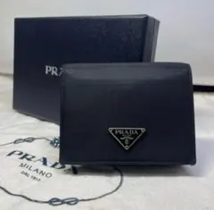 PRADA プラダ 三つ折り財布 三角プレート ブラック