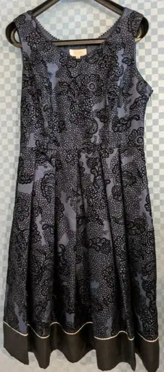 INFINE フラワープリント Aラインドレス サイズ9