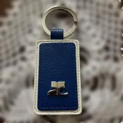 courreges キーホルダー ブルー ホワイトのサムネイル
