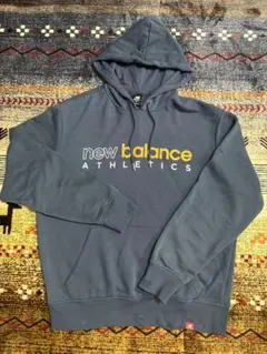 New Balance フード付パーカー Mサイズ