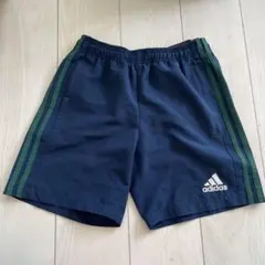 adidas ネイビー ストライプ ショートパンツ 160
