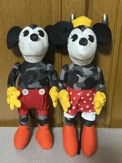 激レア APE × Disneyミッキー マウス kaws シャーク ぬいぐるみ 激レア APE × Disneyミッキー マウス kaws シャーク ぬいぐるみ - メルカリ