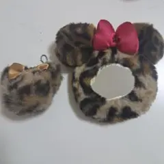 ディズニーランド　ヒョウ柄ミニーキーホルダー
