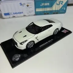 日産スカイライン 通称「ケンメリGT-R」の1/64スケールモデル - メルカリ