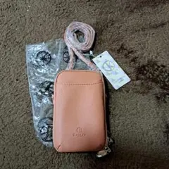 D.KELLY スマホショルダーバッグ オレンジ 新品