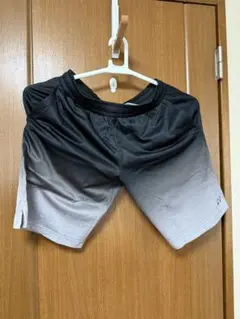 ヨネックス　ハーフパンツ　Lサイズ