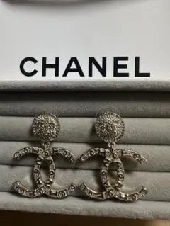 片耳だけ）CHANEL ヴィンテージシャネル ピアス - メルカリ