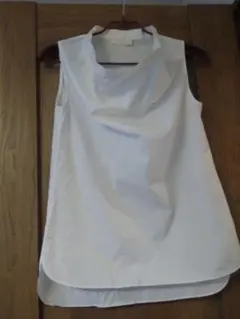 未着用か1回着用☆N8白ノースリーブ綿100%ブラウス