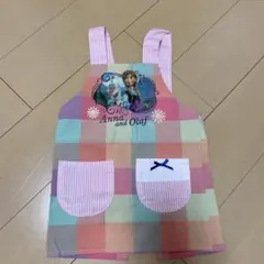 子供エプロン110センチピンク（チェック柄）ディズニー　アナ＆オラフ