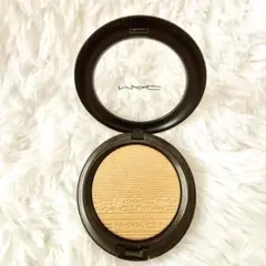 Item thumbnail for item e8d05098-9c37-4c88-8468-1fa0a2073d8a