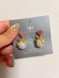 ピンク　ハート　フェイクパールリボン　リボン　オーロラ　揺れる　ピアス