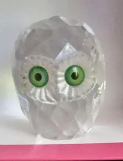 まんまる目のふくろう　ガラス　置物