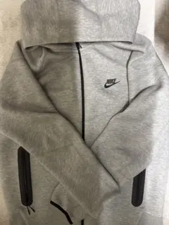 NIKEジップパーカー