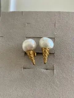 トリーバーチ フィッシュとパールピアス - メルカリ