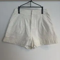 JILLSTUART ホワイト　裏地付き　ショートパンツのサムネイル